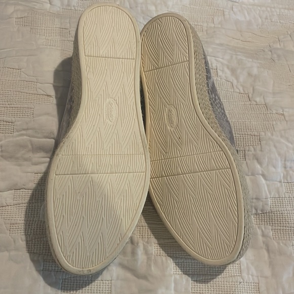 Dr. Scholl’s Foam Technology “Be Energized “ without box size 6.5 - Picture 3 of 4